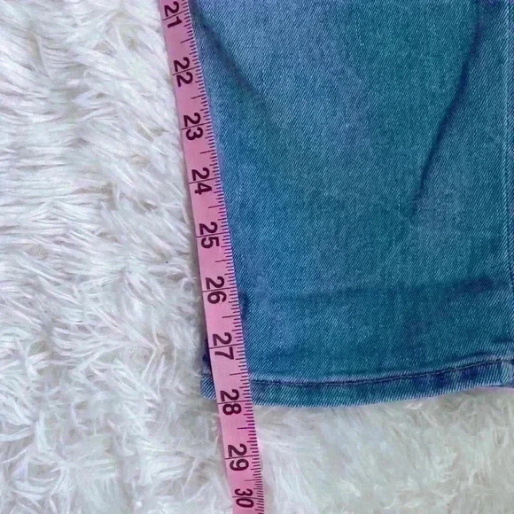 Hudson Nico Super Skinny Jeans.  Size 30. - Picture 2 of 7